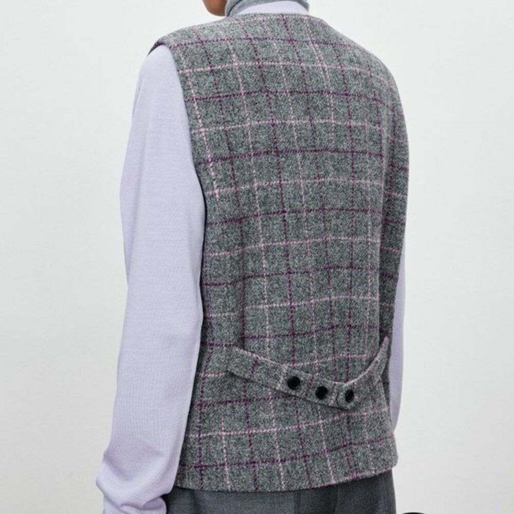 BNWT CHICJOC Women 100% Harris Tweed Wool Plaid Perfection Vest size 38